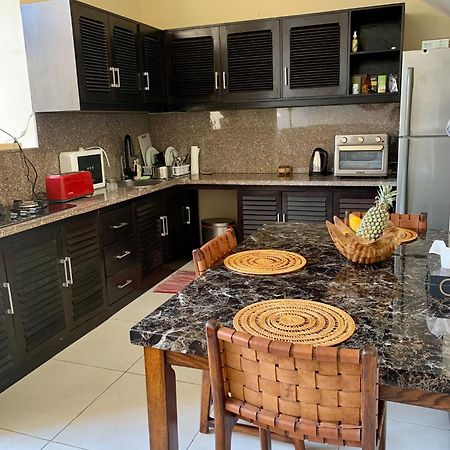 Bali, Kuta, De Kubu Villa No1 Легіан Екстер'єр фото