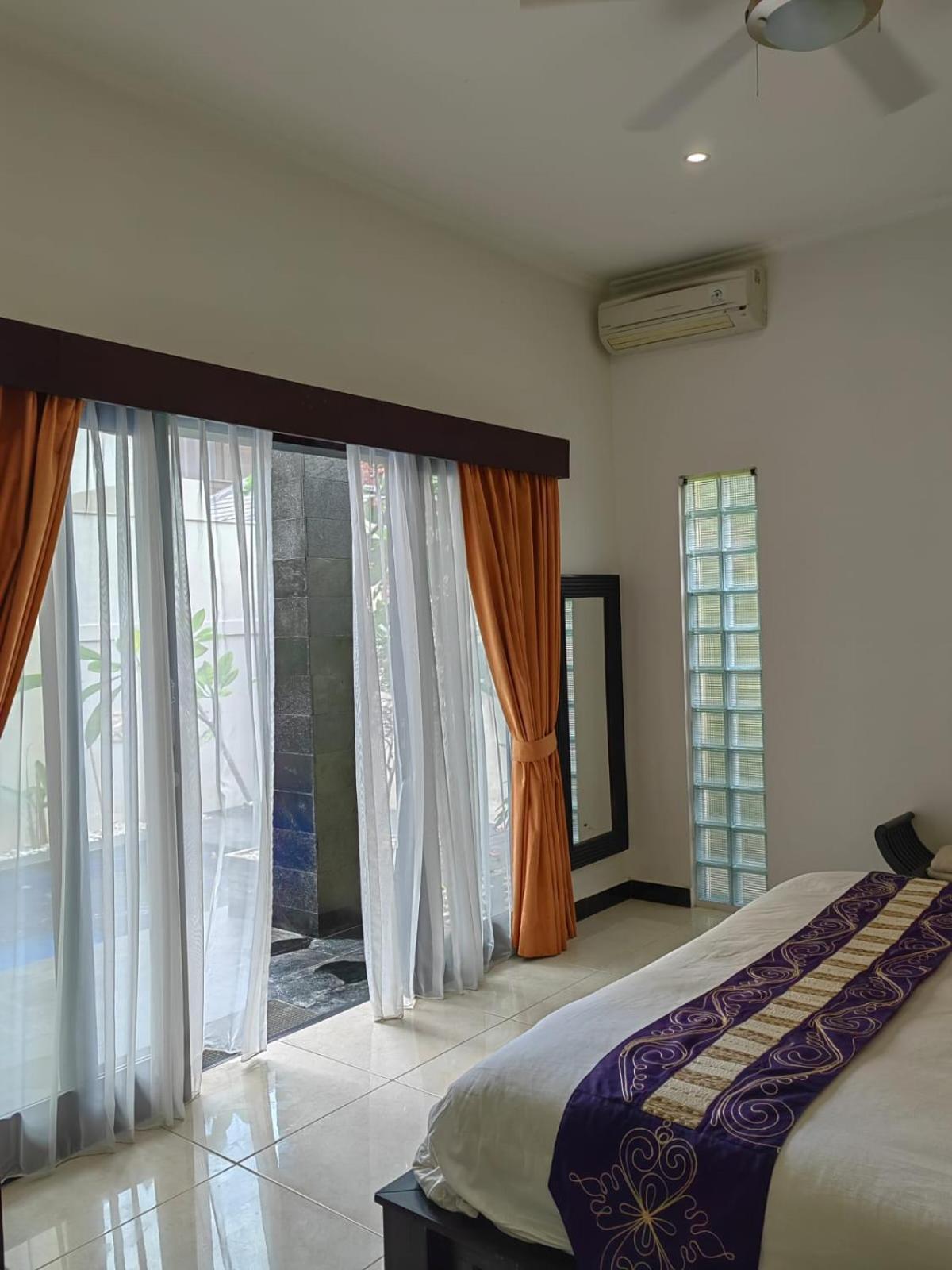 Bali, Kuta, De Kubu Villa No1 Легіан Екстер'єр фото